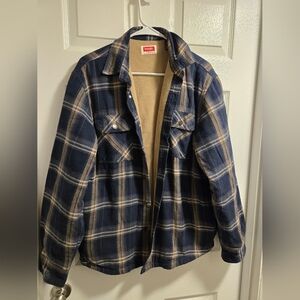 Men's Wrangler Navy and Beige Plaid Jacket, Size S